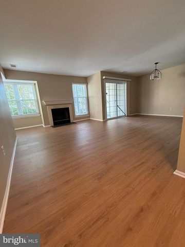 121 ANDOVER PL, Robbinsville, NJ 08691