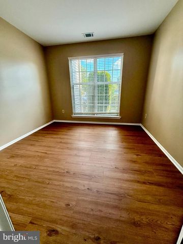 121 ANDOVER PL, Robbinsville, NJ 08691