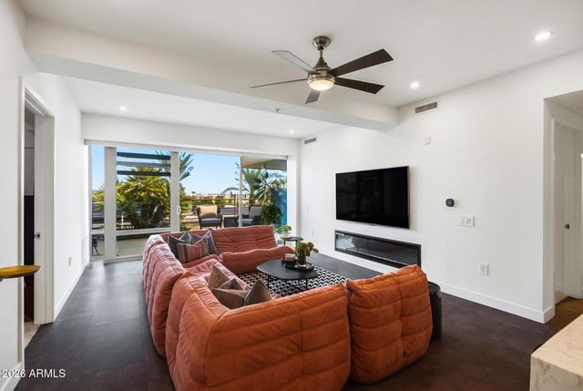 7167 E RANCHO VISTA Drive 4010, Scottsdale, AZ 85251