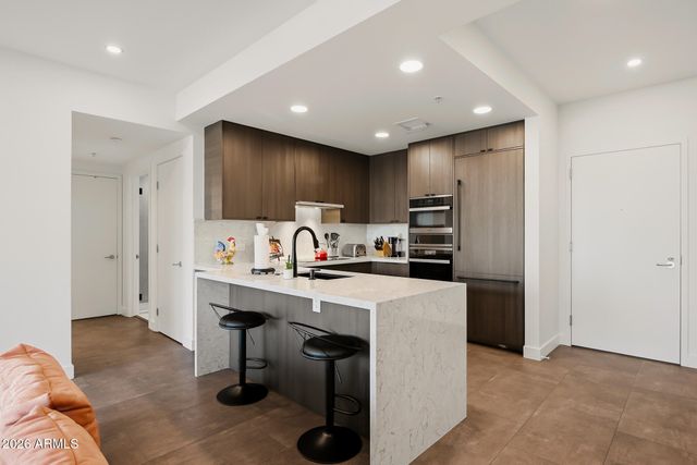 7167 E RANCHO VISTA Drive 4010, Scottsdale, AZ 85251