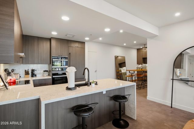 7167 E RANCHO VISTA Drive 4010, Scottsdale, AZ 85251