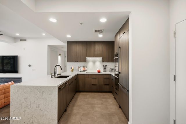7167 E RANCHO VISTA Drive 4010, Scottsdale, AZ 85251