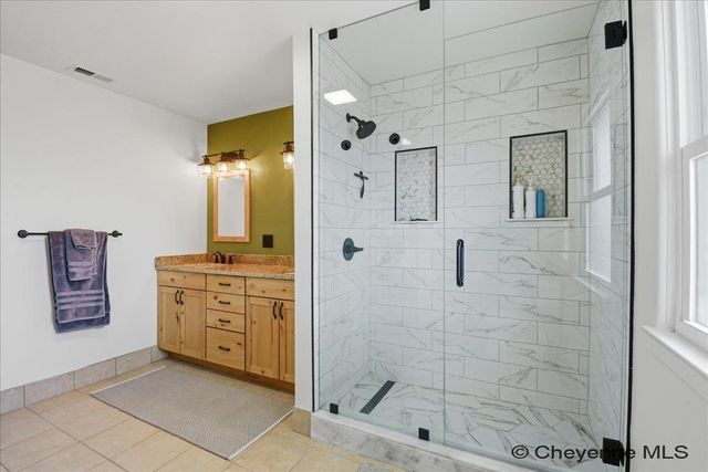 3903 BEVANS ST, Cheyenne, WY 82009