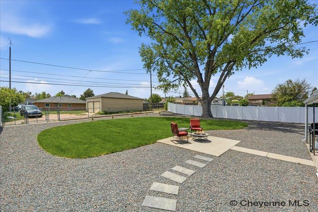 3903 BEVANS ST, Cheyenne, WY 82009