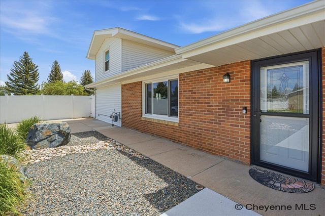 3903 BEVANS ST, Cheyenne, WY 82009