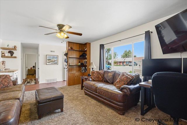 3903 BEVANS ST, Cheyenne, WY 82009