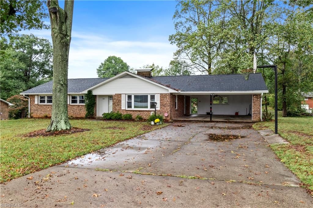 162 Midpines Drive, Winston-salem, NC 27127