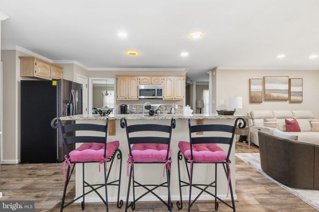 6401 ARBOR LANDING DR, Chester, VA 23831