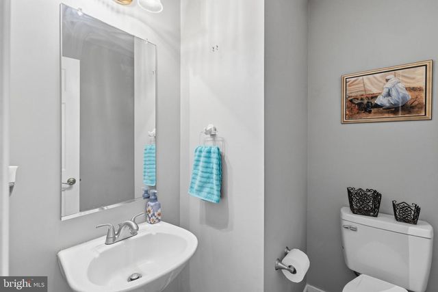 6401 ARBOR LANDING DR, Chester, VA 23831
