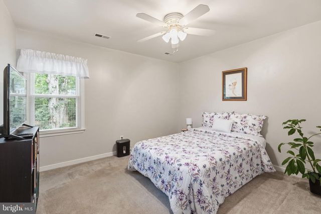 6401 ARBOR LANDING DR, Chester, VA 23831
