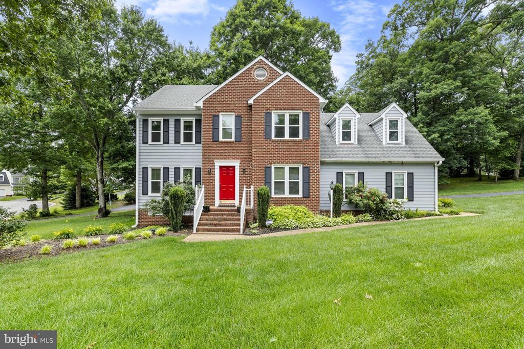 6401 ARBOR LANDING DR, Chester, VA 23831