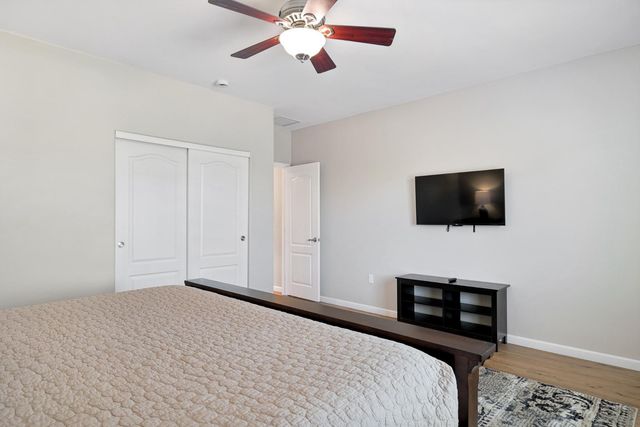 9023 W Patrick Lane, Peoria, AZ 85383