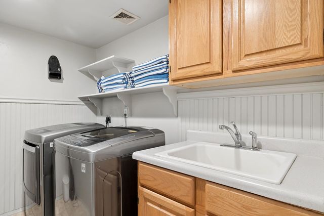 9023 W Patrick Lane, Peoria, AZ 85383