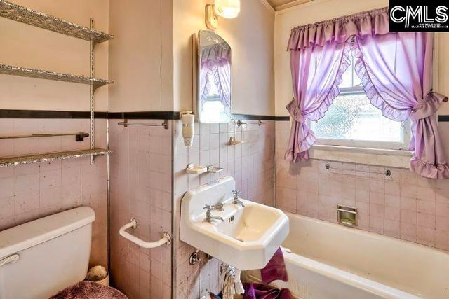 1229 Kinard Street, Newberry, SC 29108