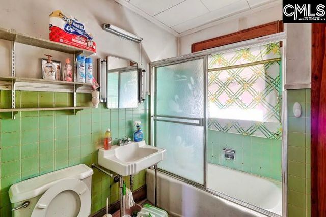 1229 Kinard Street, Newberry, SC 29108