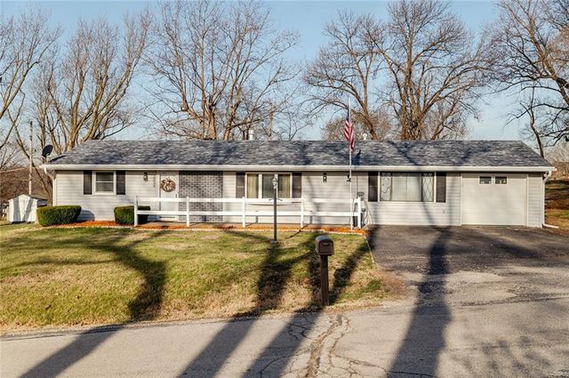 2208 Millwood Drive, Atchison, KS 66002