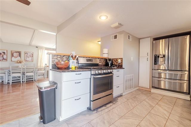 2208 Millwood Drive, Atchison, KS 66002