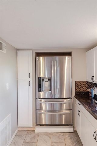 2208 Millwood Drive, Atchison, KS 66002