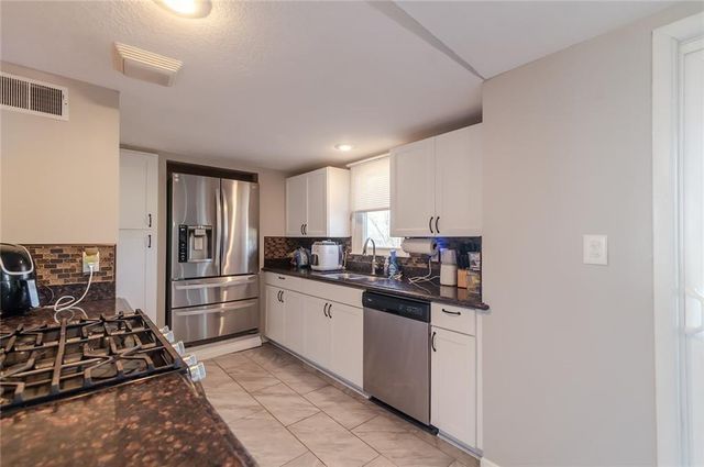 2208 Millwood Drive, Atchison, KS 66002