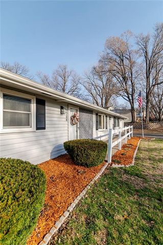 2208 Millwood Drive, Atchison, KS 66002