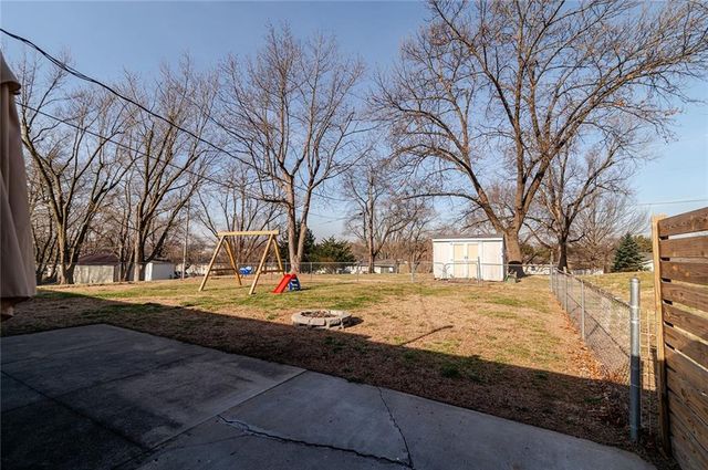 2208 Millwood Drive, Atchison, KS 66002