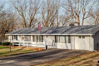 2208 Millwood Drive, Atchison, KS 66002