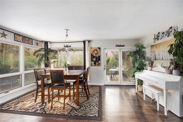 901 E 109th Terrace, Kansas City, MO 64131