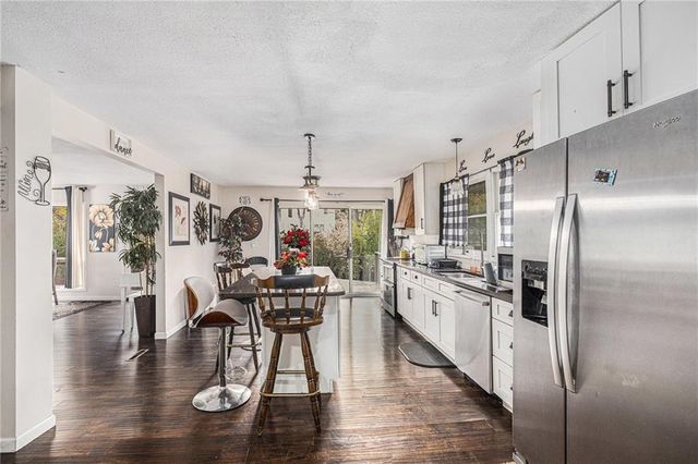 901 E 109th Terrace, Kansas City, MO 64131