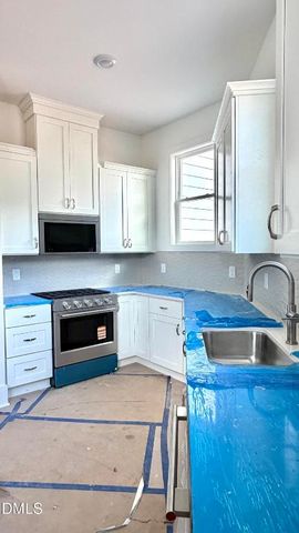 6732 Evergreen Hl Drive 25, Holly Springs, NC 27540