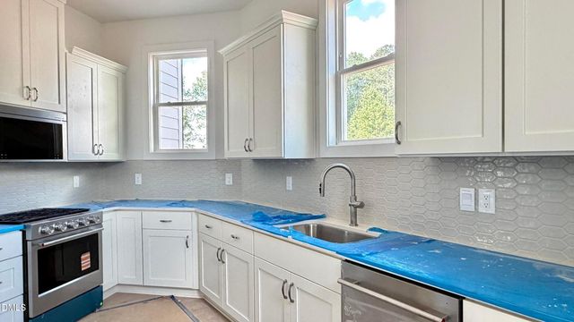 6732 Evergreen Hl Drive 25, Holly Springs, NC 27540