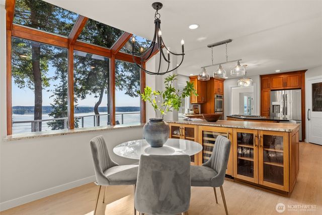 1108 7th Court, Fox Island, WA 98333