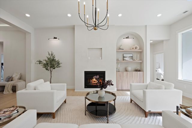 713 Mara Loop, Richland, WA 99352