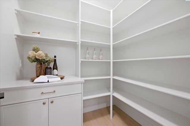 713 Mara Loop, Richland, WA 99352