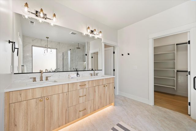 713 Mara Loop, Richland, WA 99352