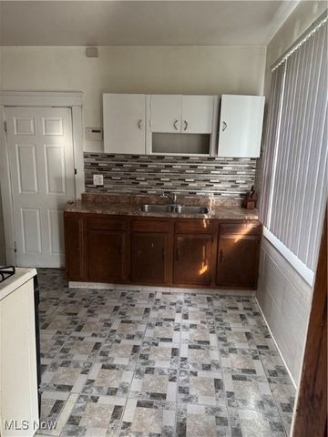 12709 Benham Avenue, Cleveland, OH 44105