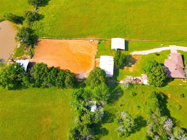 1500 Walnut Creek Drive, Springtown, TX 76082