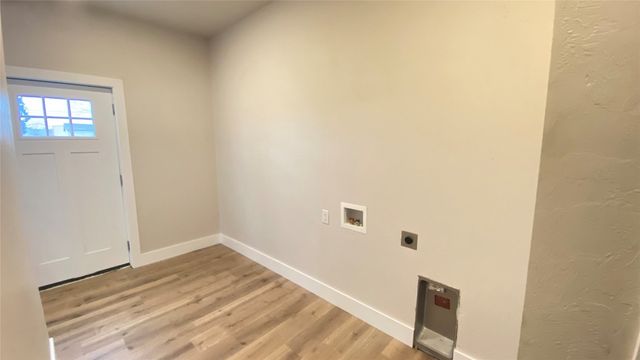129 S 8th Street, Mcloud, OK 74851