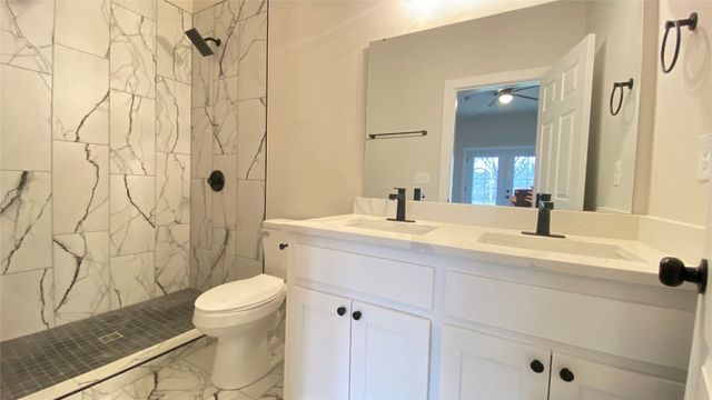 129 S 8th Street, Mcloud, OK 74851