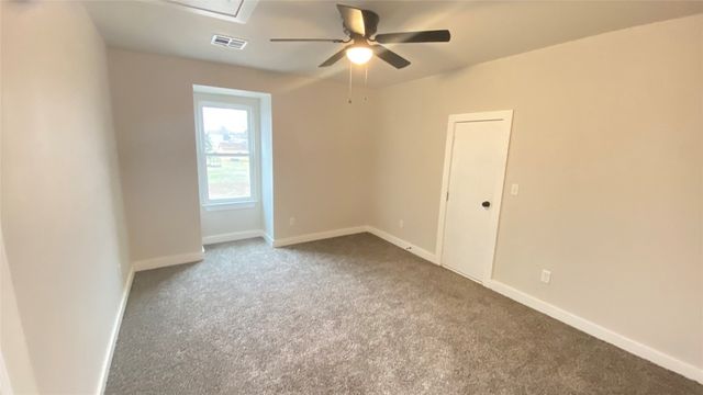 129 S 8th Street, Mcloud, OK 74851