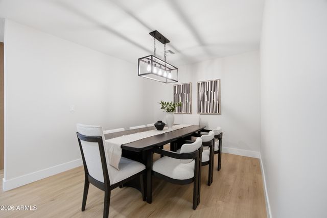 4928 E VIRGINIA Avenue, Phoenix, AZ 85008
