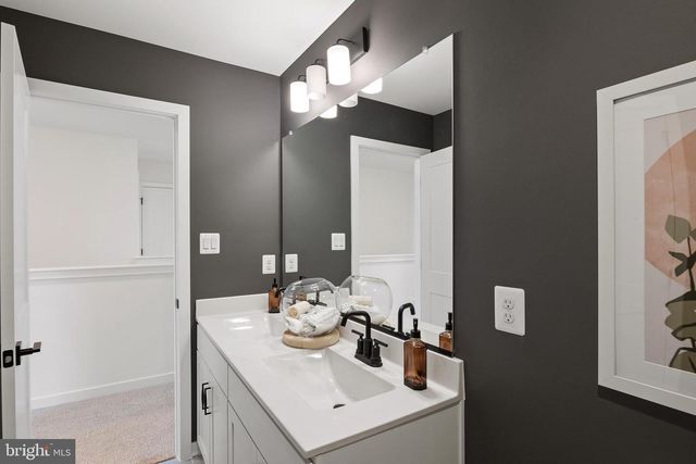 341 GERRY ST, Ranson, WV 25438