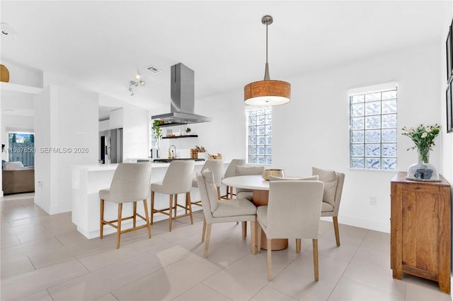 8858 SW 214th St, Cutler Bay, FL 33189