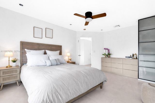 8858 SW 214th St, Cutler Bay, FL 33189