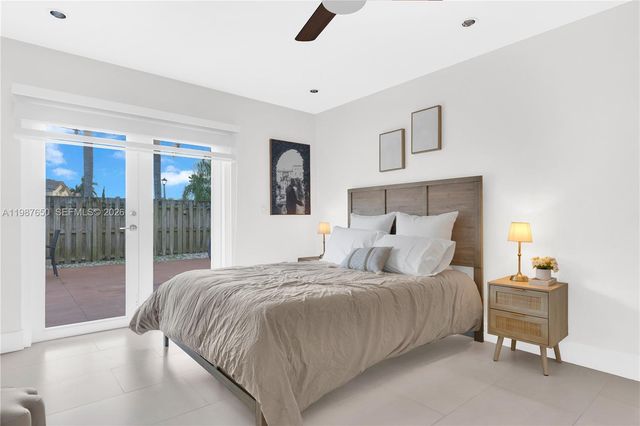 8858 SW 214th St, Cutler Bay, FL 33189