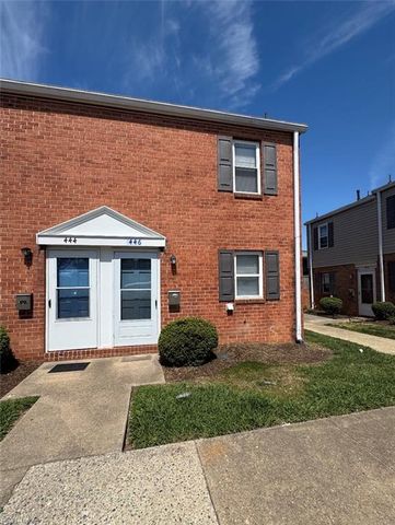 446 Britnie CT, Newport News, VA 23602