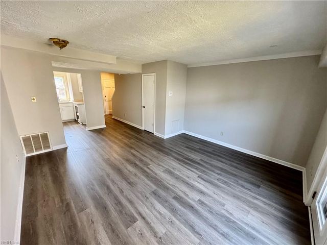 446 Britnie CT, Newport News, VA 23602