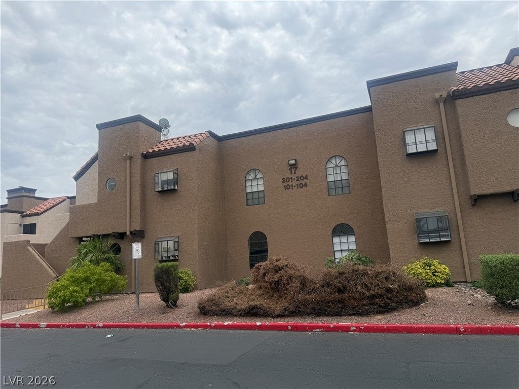 2966 Juniper Hills Boulevard 101, Las Vegas, NV 89142 — photo 2