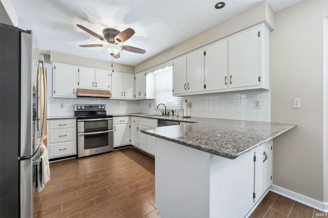 9928 Berkshire Lane, Fort Wayne, IN 46804