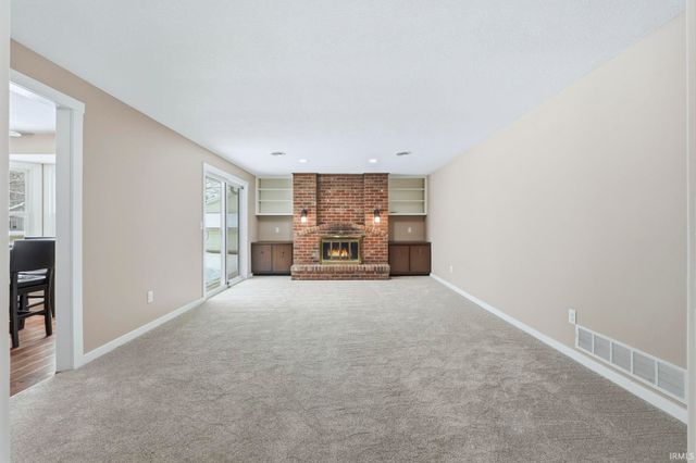 9928 Berkshire Lane, Fort Wayne, IN 46804