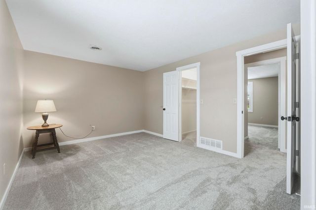 9928 Berkshire Lane, Fort Wayne, IN 46804